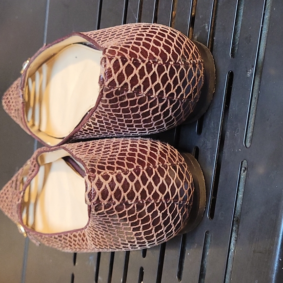 Oscar by Oscar de LA Renta pointed toe flats - Picture 2 of 3